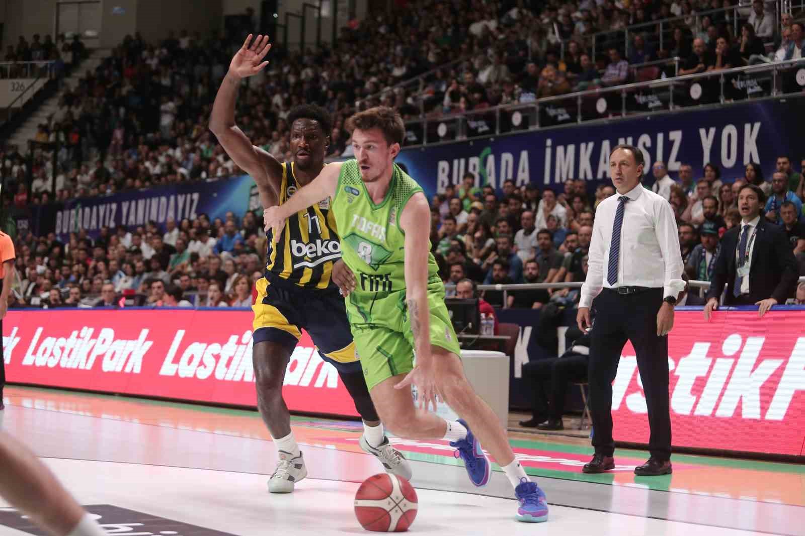 Türkiye Sigorta Basketbol Süper Ligi: Tofaş: 86 - Fenerbahçe: 95