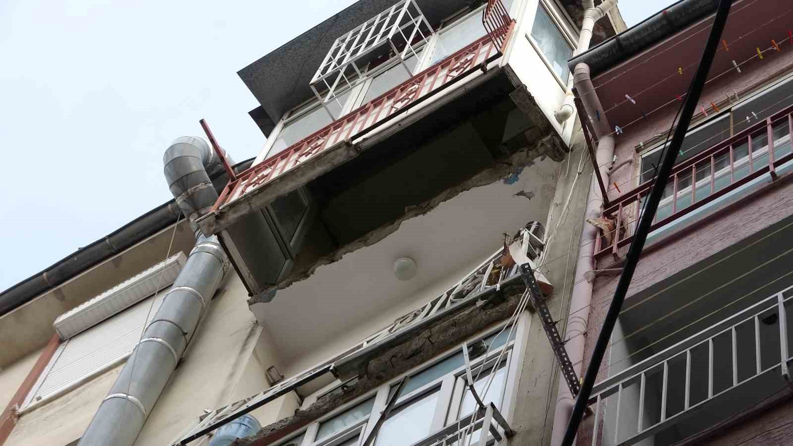 Bursa’daki balkon faciası kamerada