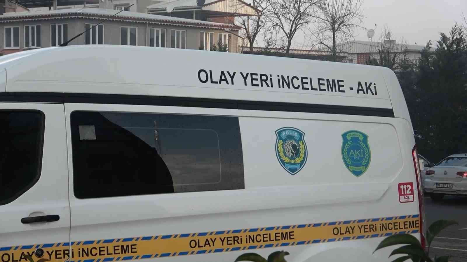 Bursa’da hava almak için çıktığı camdan düşen kadın hayatını kaybetti
