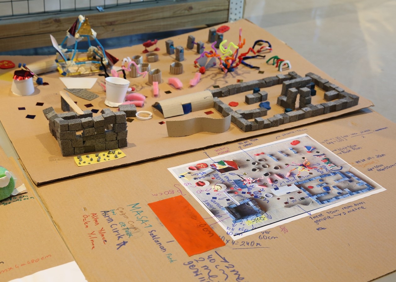 DOST Projesi’ne katılan çocuklar tasarımlarını tanıttı
