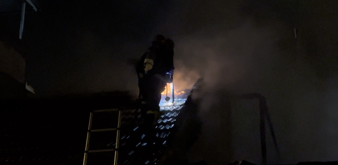 Bursa’da tek katlı evde korkutan yangın