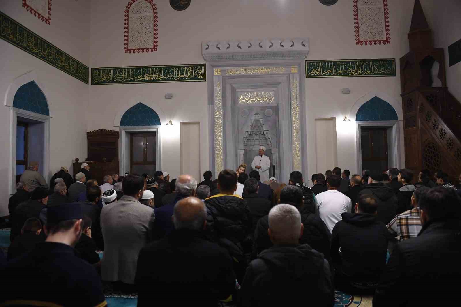 Osmangazi’de Mehmed Zahid Kotku İzvat Camii açıldı