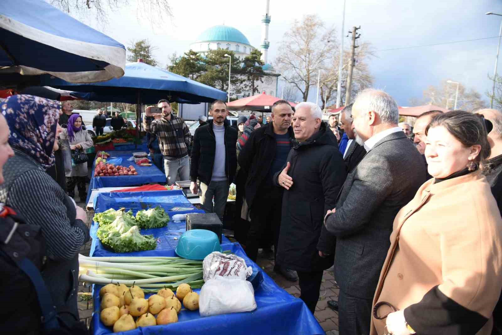 Bozbey’den İnegöl Yeniceköy’e kapalı pazar yeri sözü