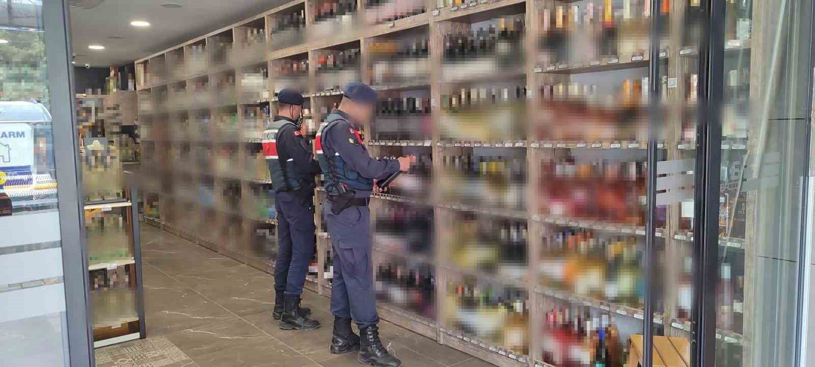 Jandarmadan kaçak alkol uygulaması